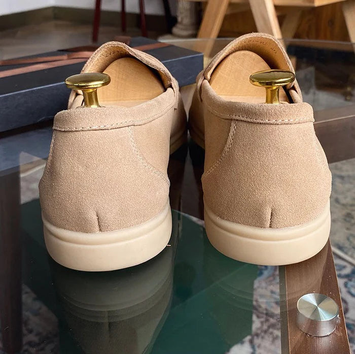 NOIRÉ SUEDE LOAFER